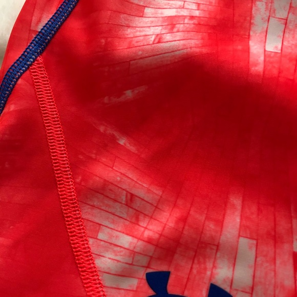 Under Amour Exercise Shorts - Picture 2 of 4